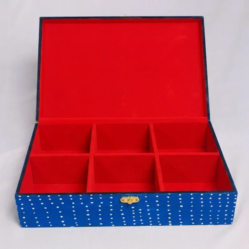 madhubani fish jwelery box interior view